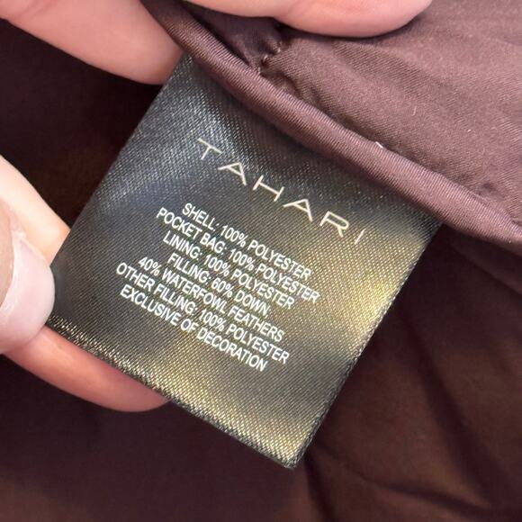 Tahari Puffer Coat Womens S Merlot Down Waterfowl Quilted Belted Winter Outdoor - Picture 8 of 8